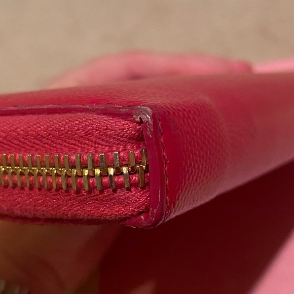 SAINT LAURENT WALLET! EUC! - Picture 4 of 10